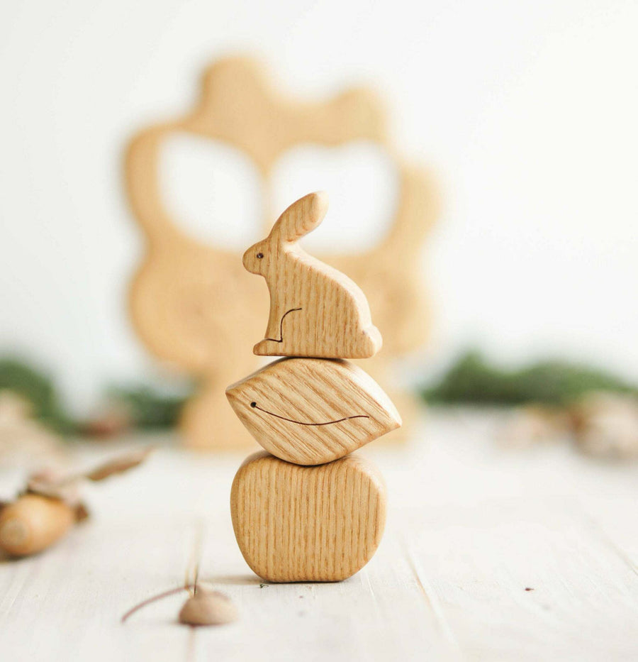 Wooden Tree Puzzle with Apple and Rabbit, a natural wood puzzle by Tiny Fox Hole (view 3)
