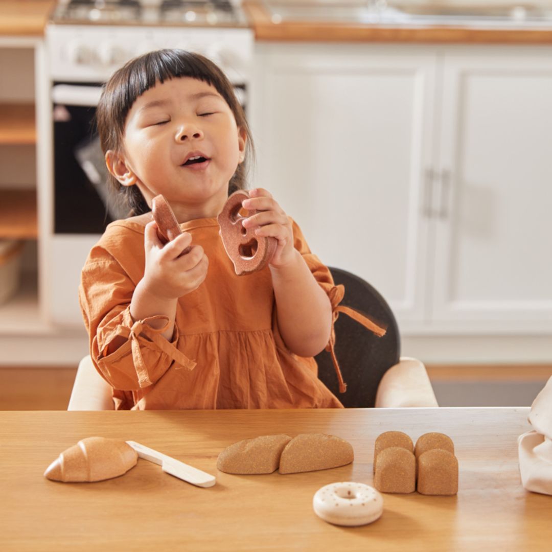 Plan Toys Bread Set