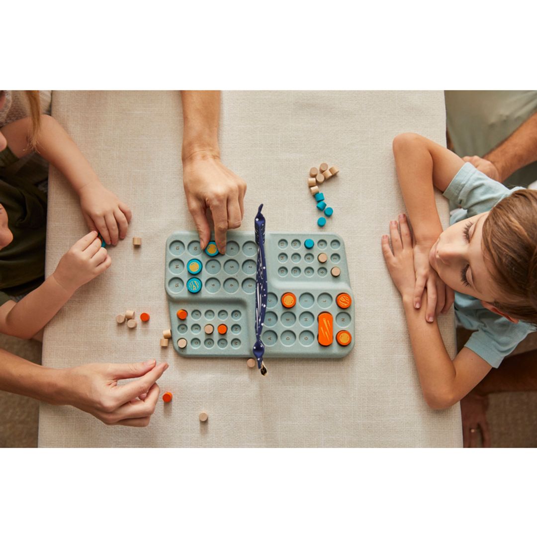 Plan Toys Guess My Planet