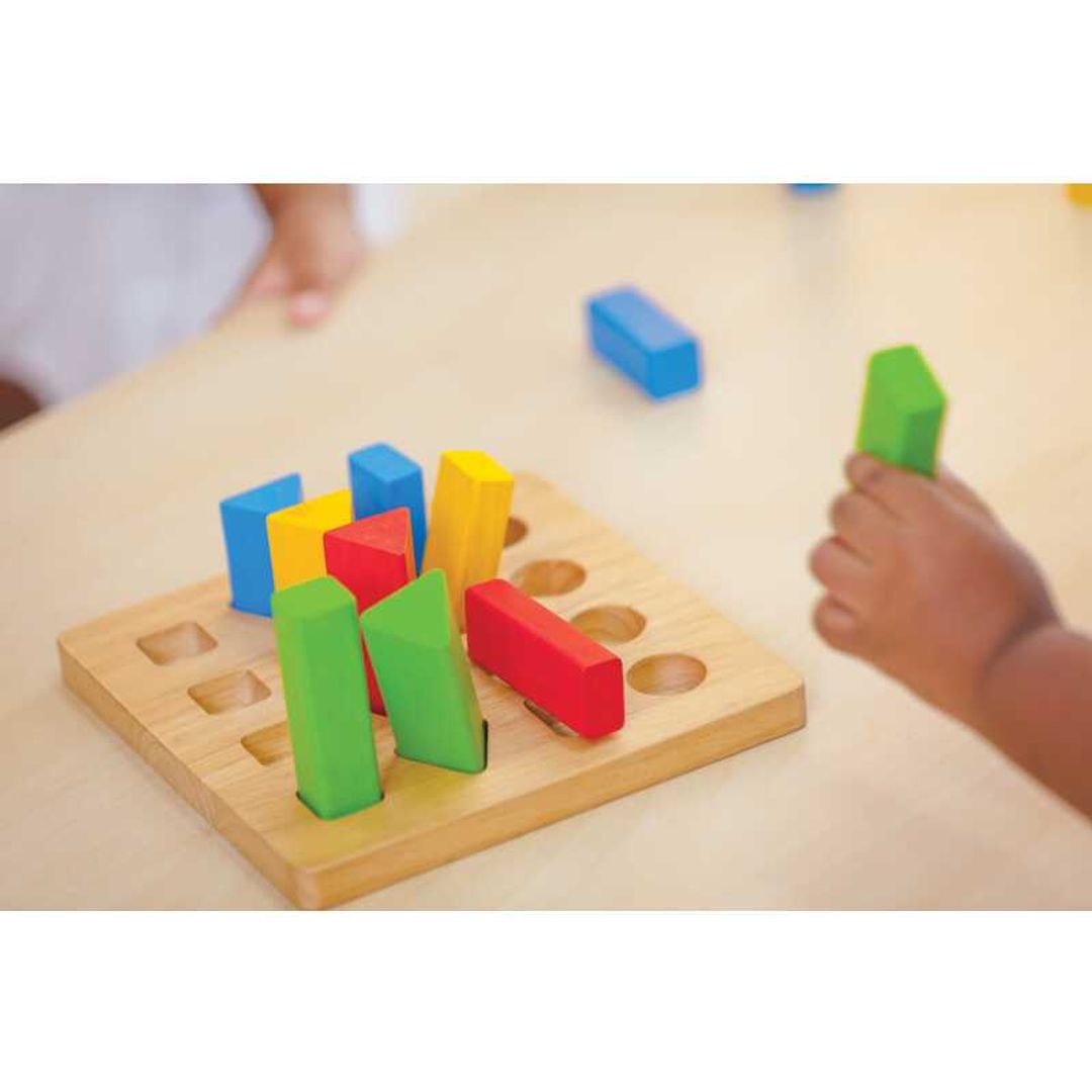 Plan Toys Geometric Peg Board