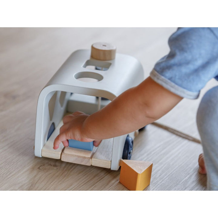 Plan Toys Sorting Bus - Orchard