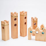 Tall towers and a gate from the Bauspiel Small Fairytale Castle, standing on their own · view 4