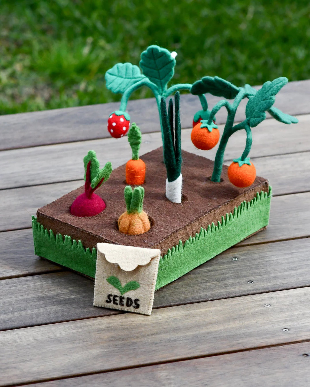 Felt Garden Planter Box with Plants and Vegetables