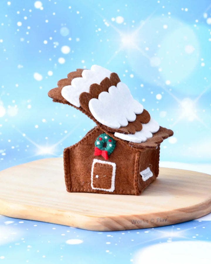 Felt Gingerbread House, Green Wreath