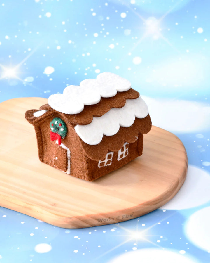 Felt Gingerbread House, Green Wreath