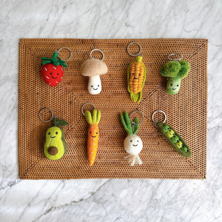 Felt Veggie Keychain - Happy Carrot
