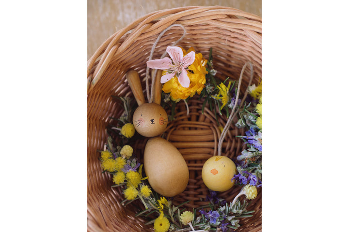 Grapat Hop and Peep Hanging Ornaments