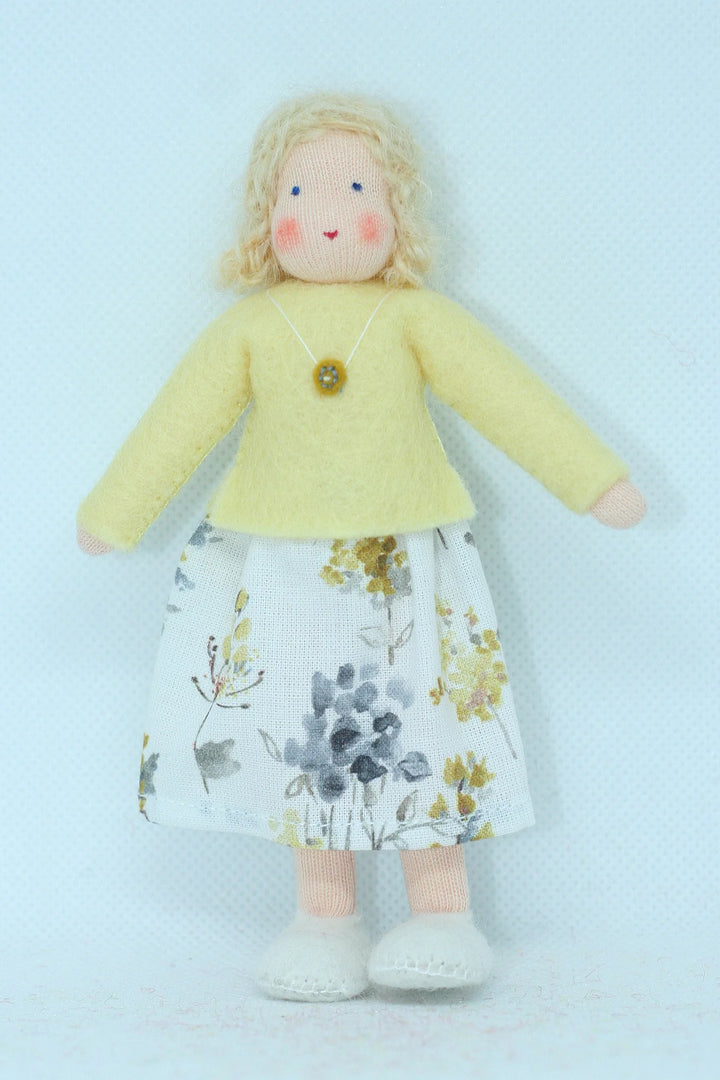 Mother Doll, Fair Skin, Blonde Hair