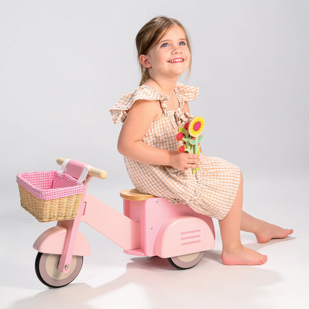 Tender Leaf Scooter with Basket