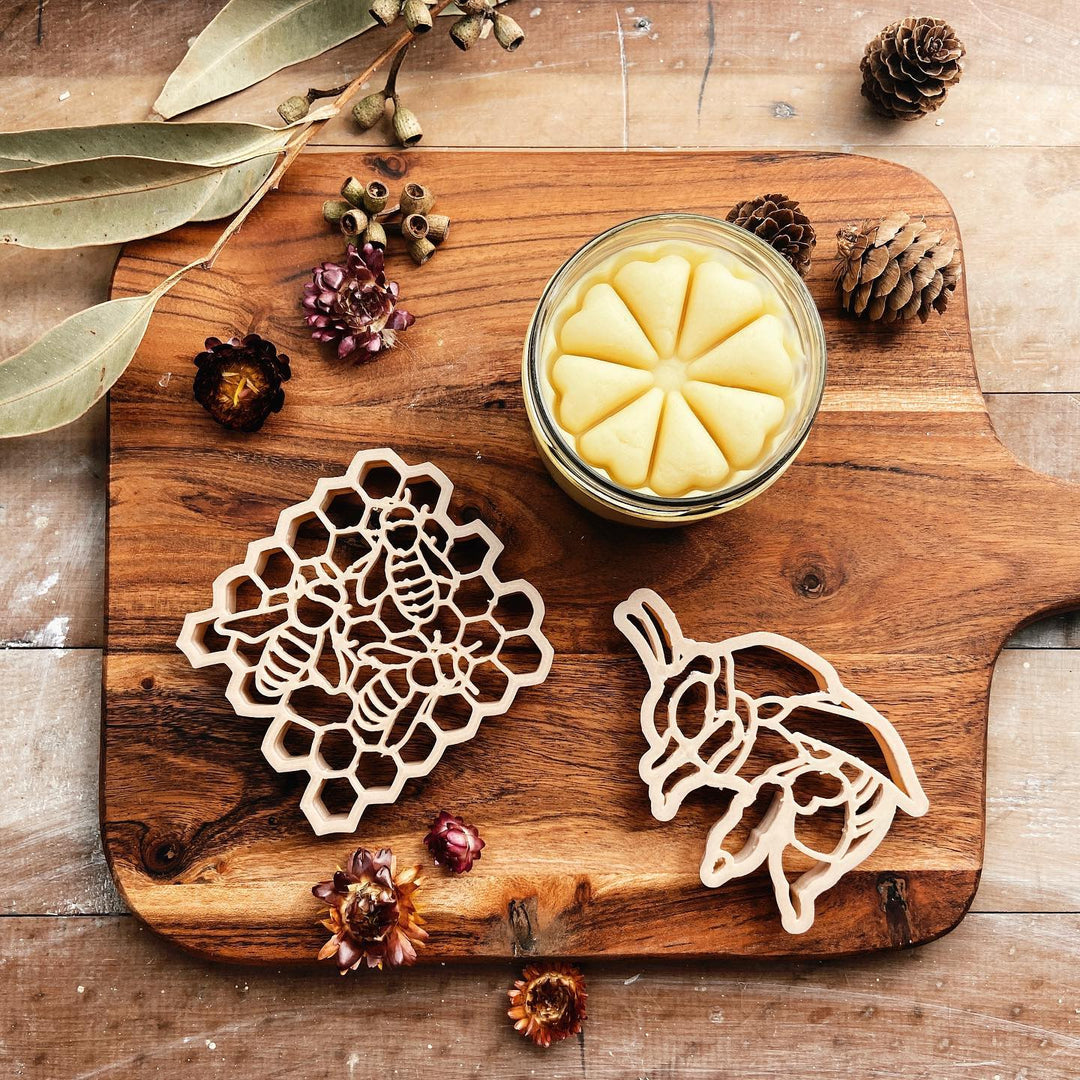 Teddy Bear Bee &amp; Honey Comb Eco Cutter Set