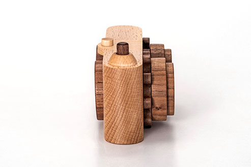 Twinkle Camera - Beechwood Camera Body W/ Walnut Lens