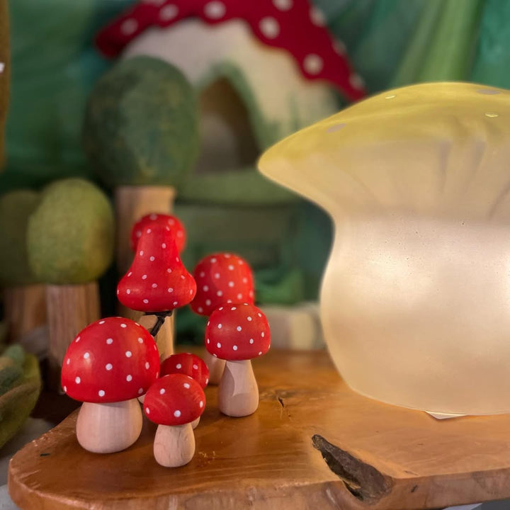 Papoose Wooden Mushrooms, Red
