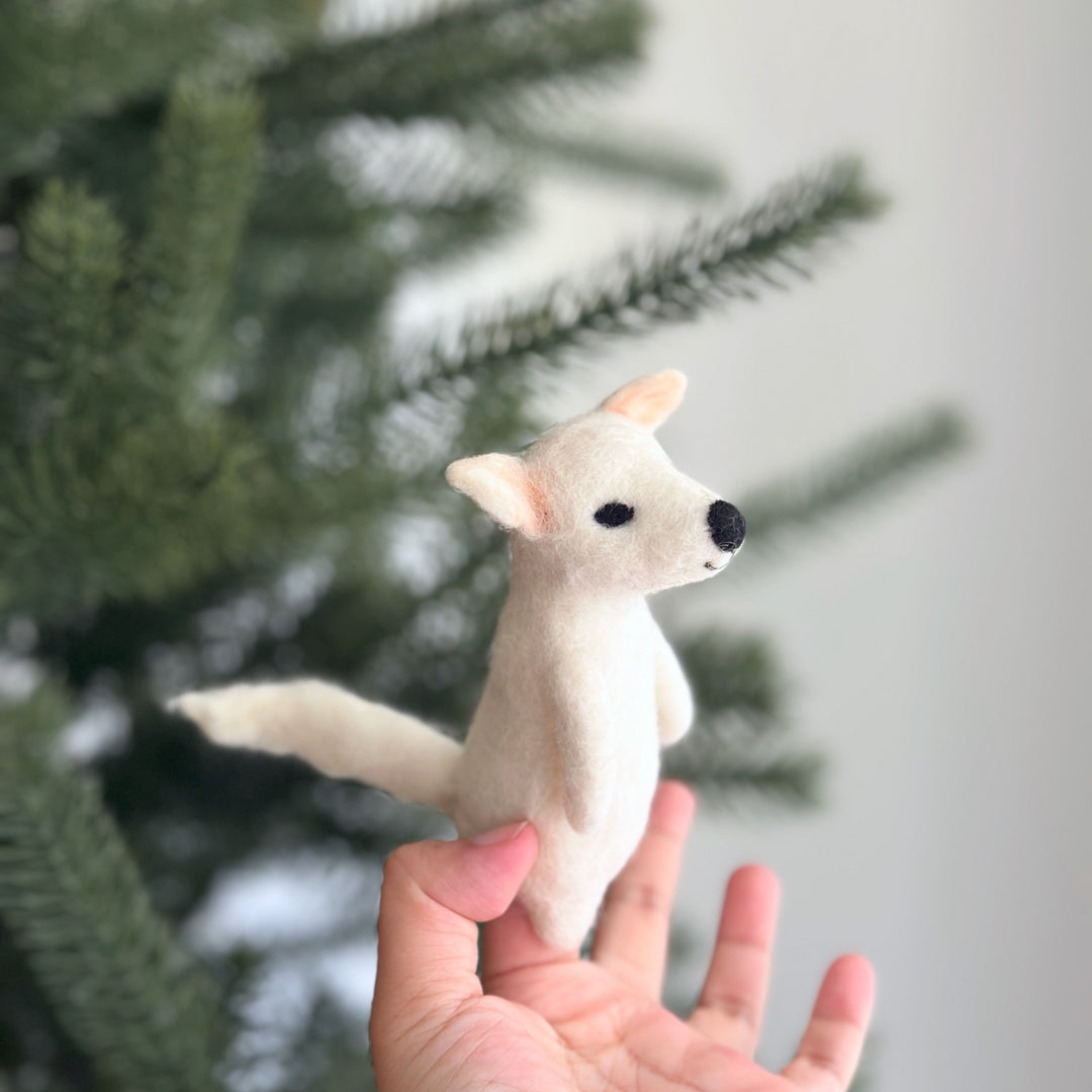 Dire Wolf Finger Puppet