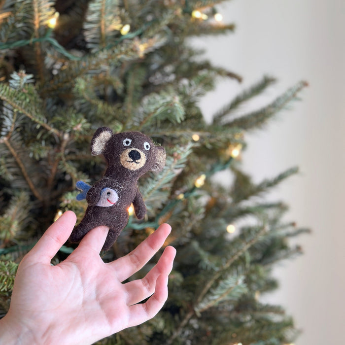 Felt Finger Puppet - Brown Bear Holding Fish