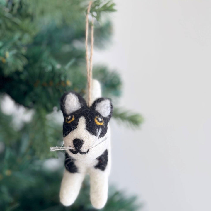 Felt Ornament - Playful Cat