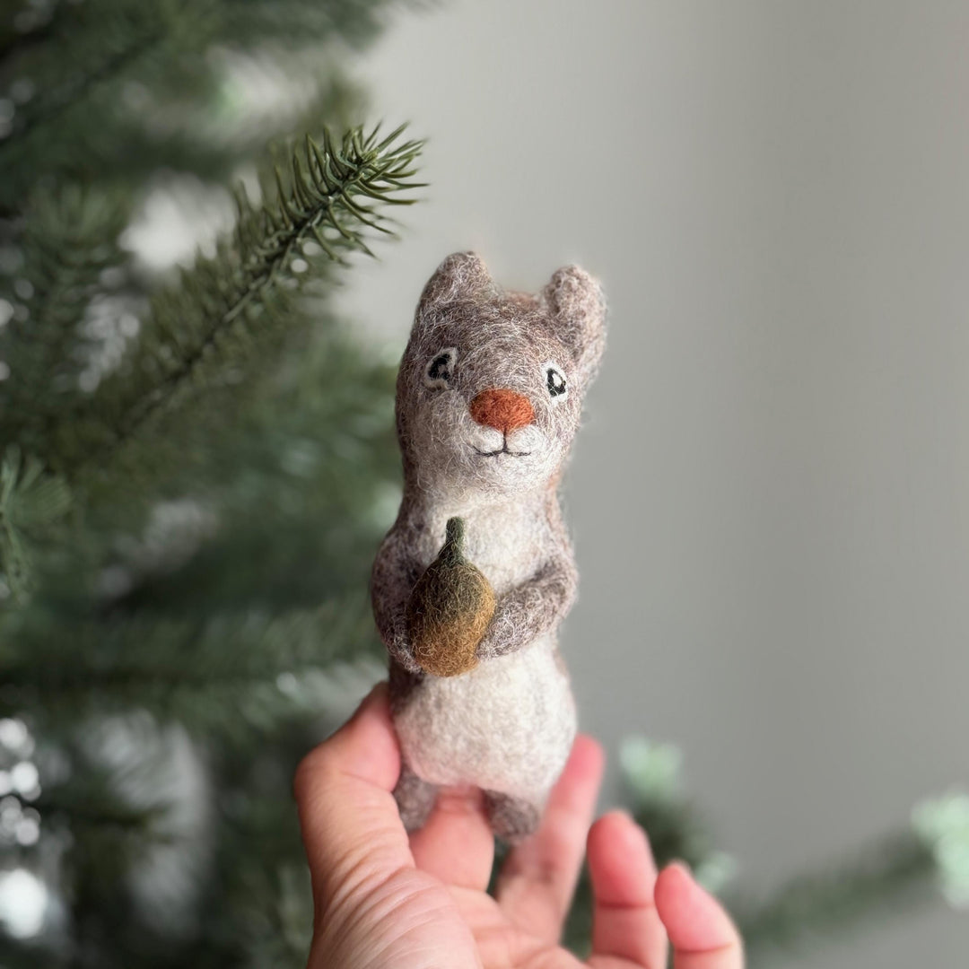 Felt Squirrel Finger Puppet with Acorn
