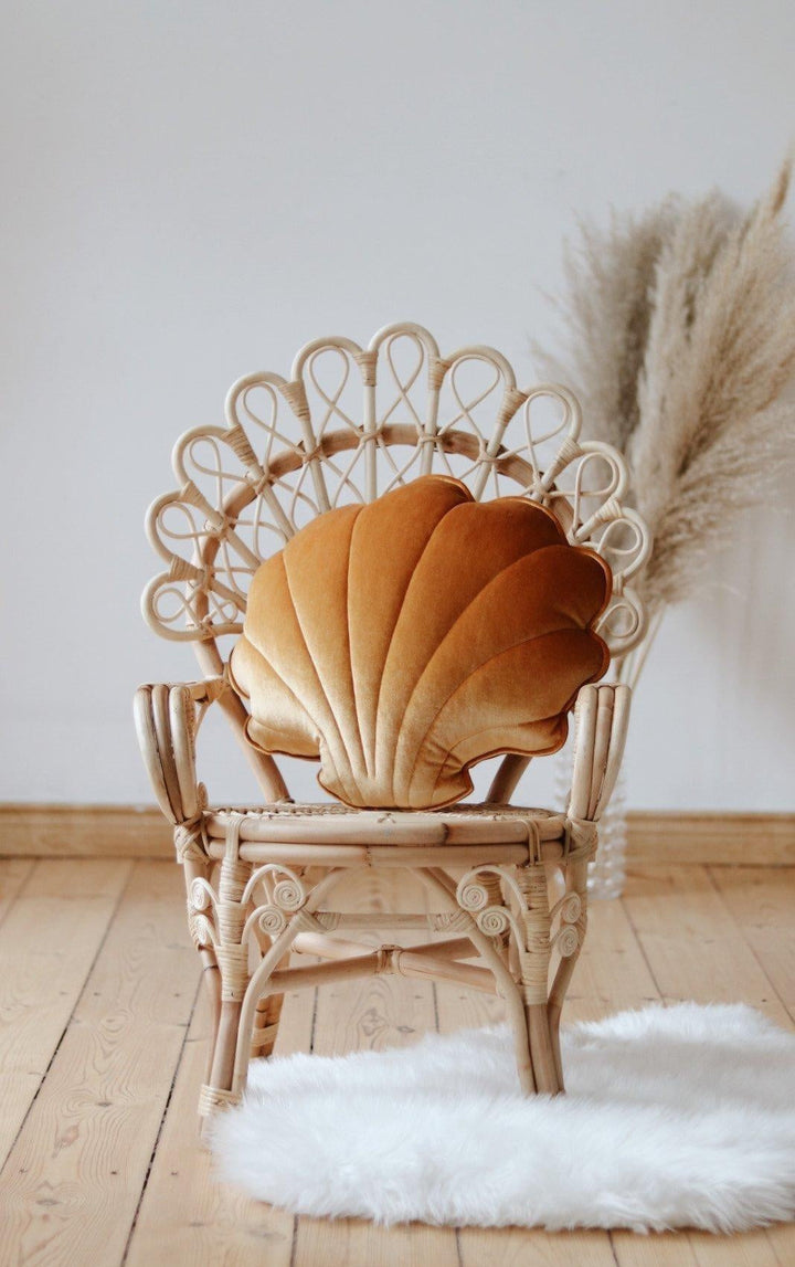 Velvet “Gold Pearl” Shell Pillow
