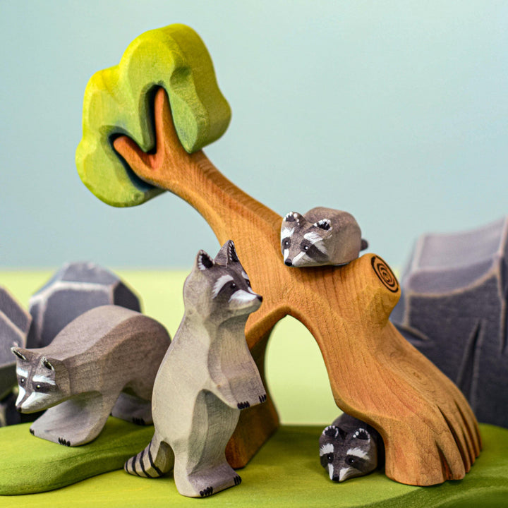 Bumbu Raccoon Family with Tree Set