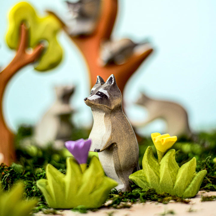 Bumbu Raccoon Family with Tree Set