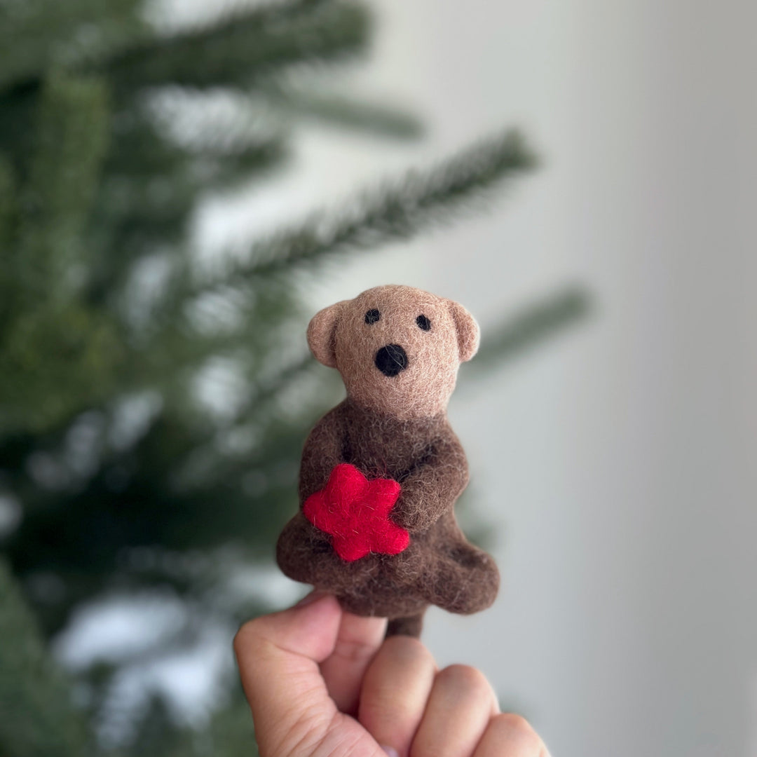 Sea Otter With Sea Star Finger Puppet