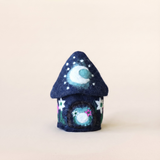 Tiny Felt Luna Home · view 1