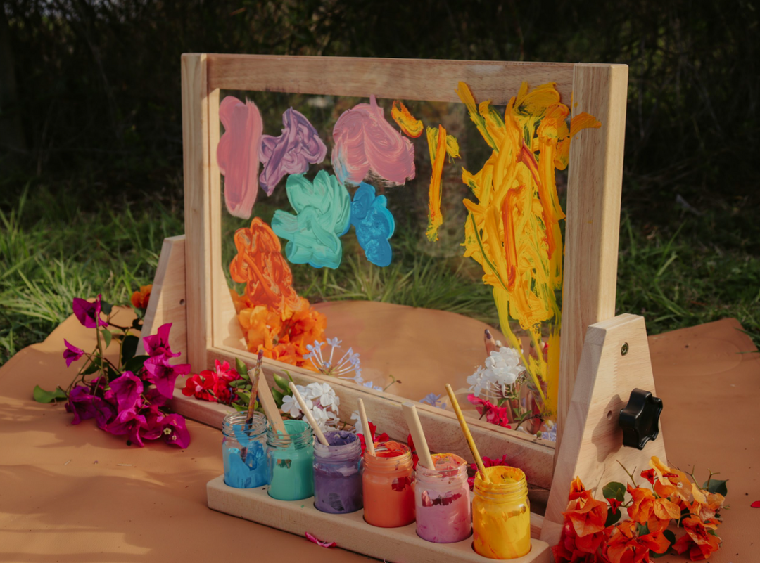 Q Toys 4 in 1 Table Easel