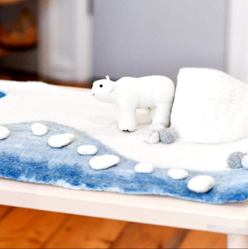 Large Arctic/Antarctic Polar Play Mat Playscape and Polar Bear Set