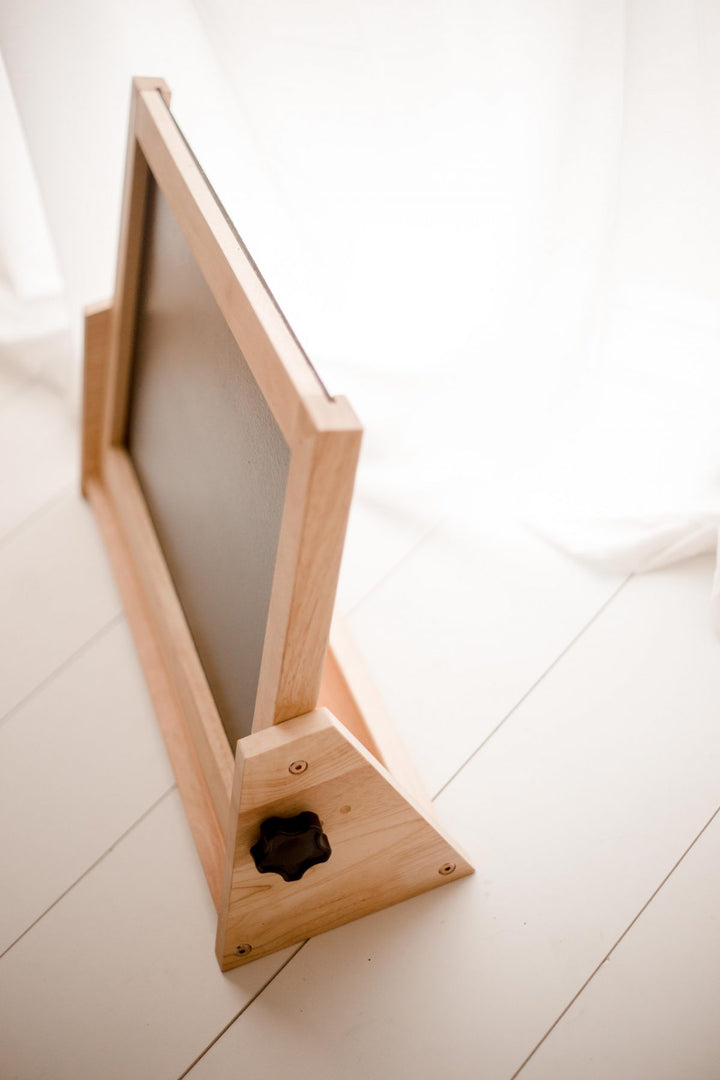 Q Toys 4 in 1 Table Easel