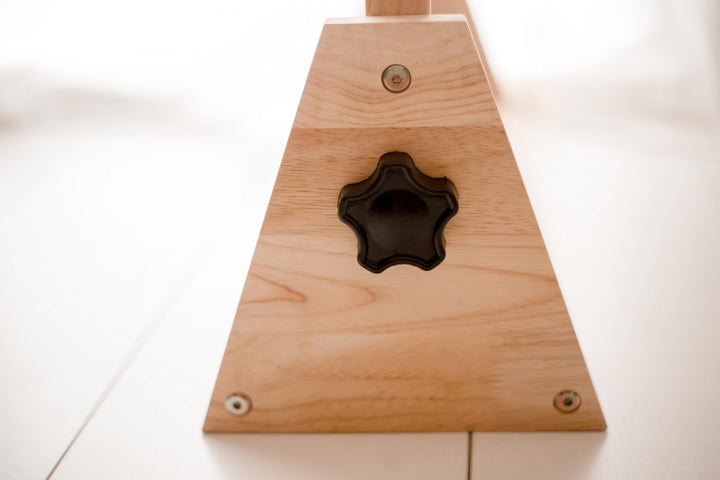 Q Toys 4 in 1 Table Easel