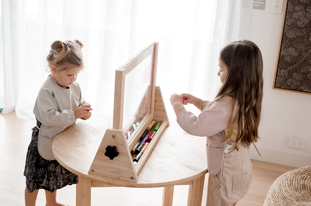 Q Toys 4 in 1 Table Easel